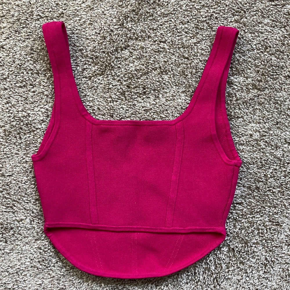 Babaton Sculpt Knit Bustier Tank Fuchsia Square neck Crop Top Aritzia sz M - Picture 2 of 5